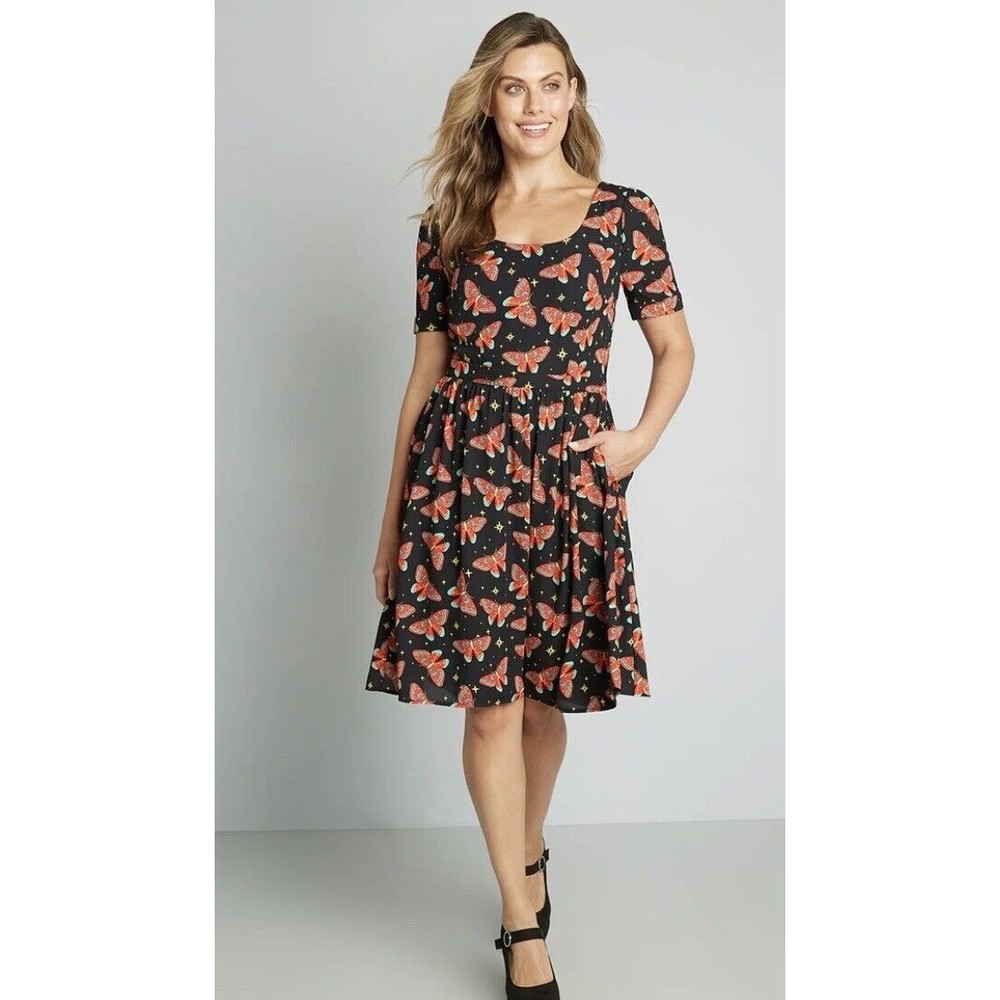 Womens Size XS ModCloth Butterfly Print Scoop Dress NWT